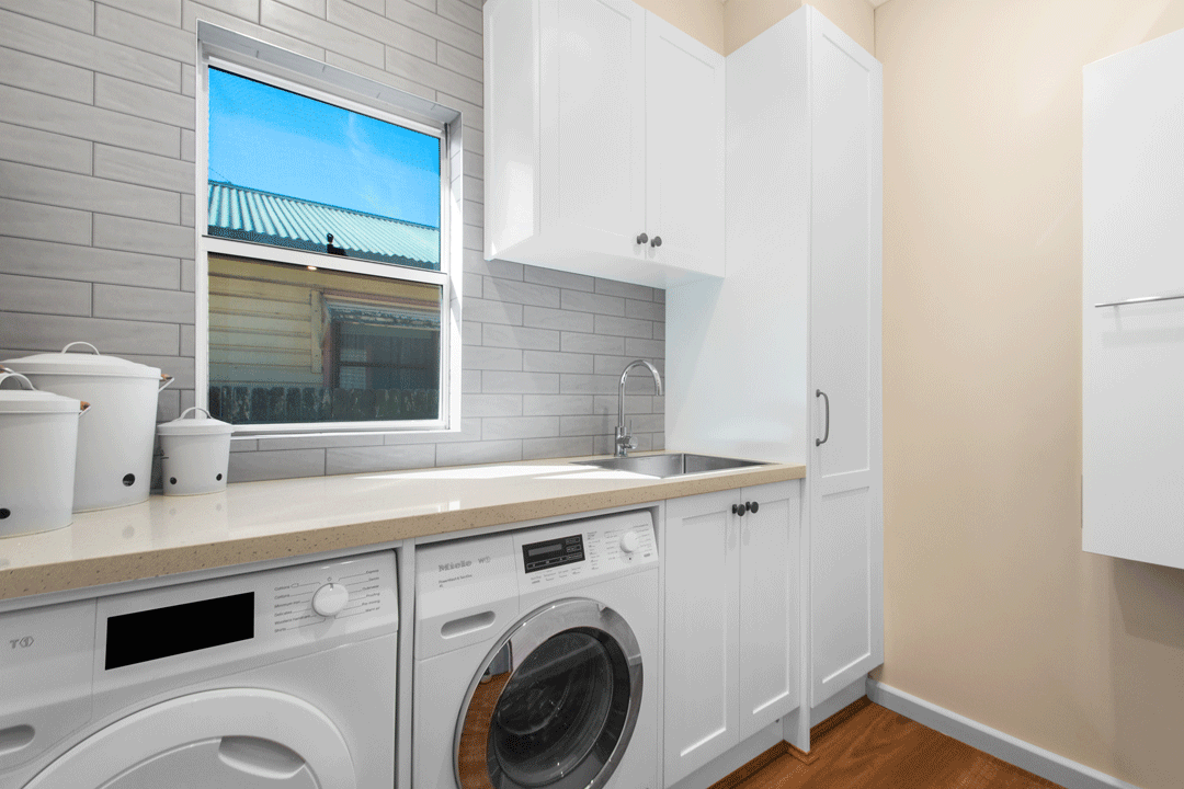 Dzine Kitchens & Bahtrooms Dzine Kitchens & Bahtrooms