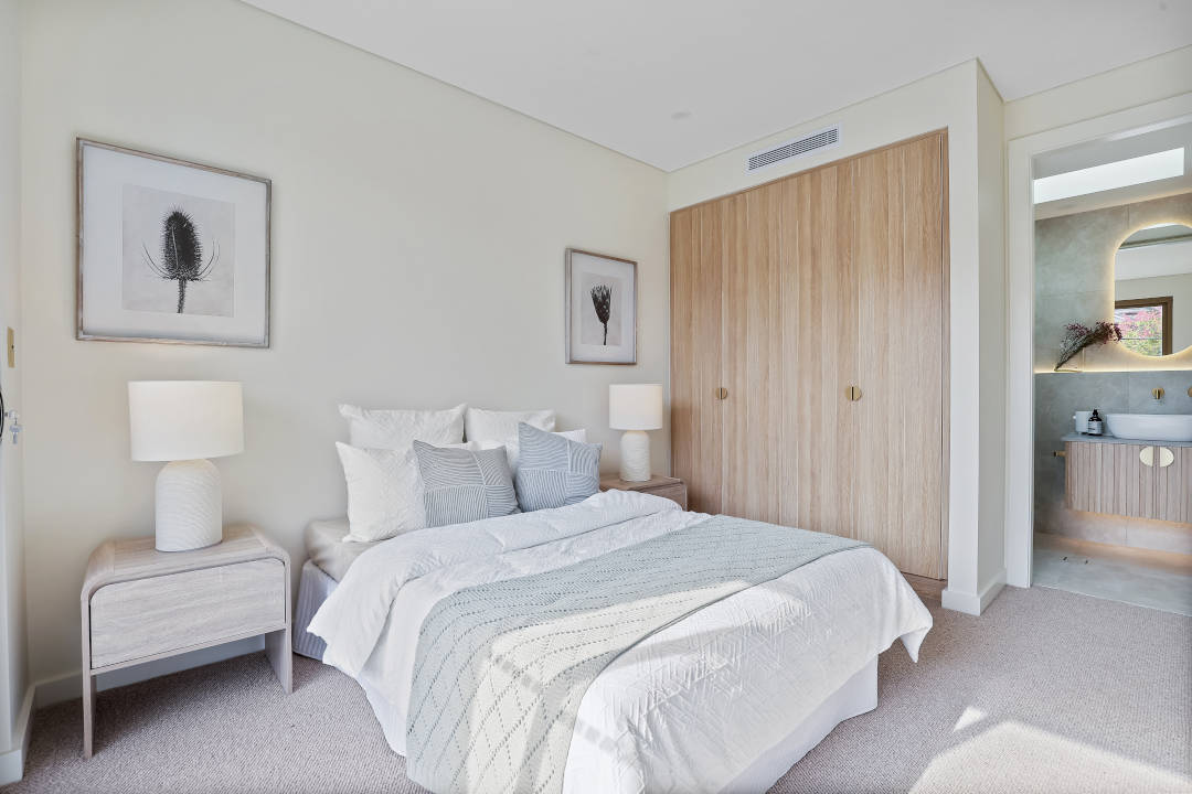 SHD19_Archiview_bedroom_ensuite_light timber_airy tones Cavalier Homes