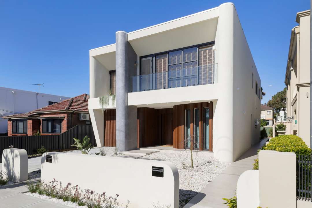 Studio HMD Pty Ltd Stunning Home Project with Green Marble Kitchen 2 GlasbyBuilding_Facade